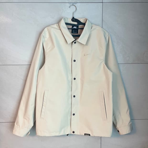 나이키 스우시 바람막이 자켓 [S]