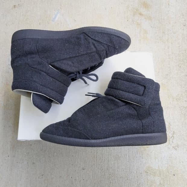 마르지엘라 퓨처 울 네이비 42