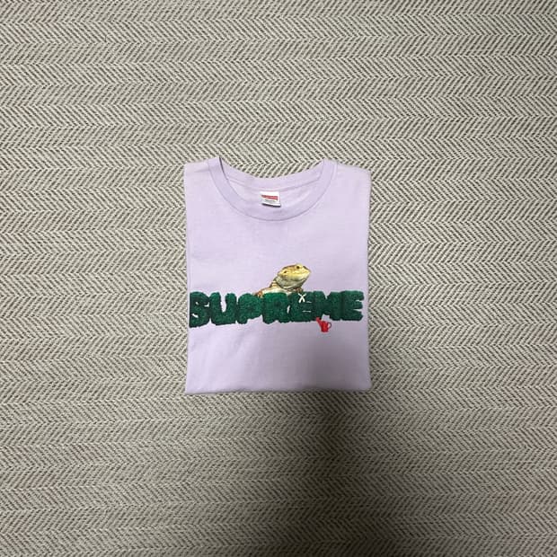 SUPREME t-shirt