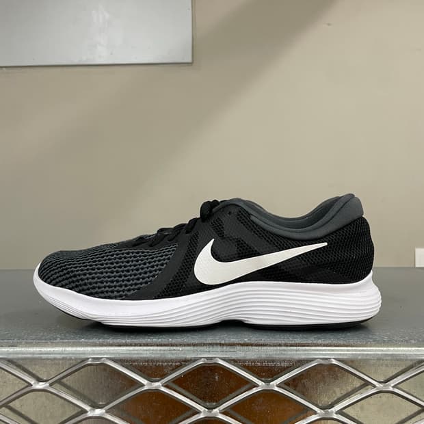 나이키 레볼루션 4 블랙 270