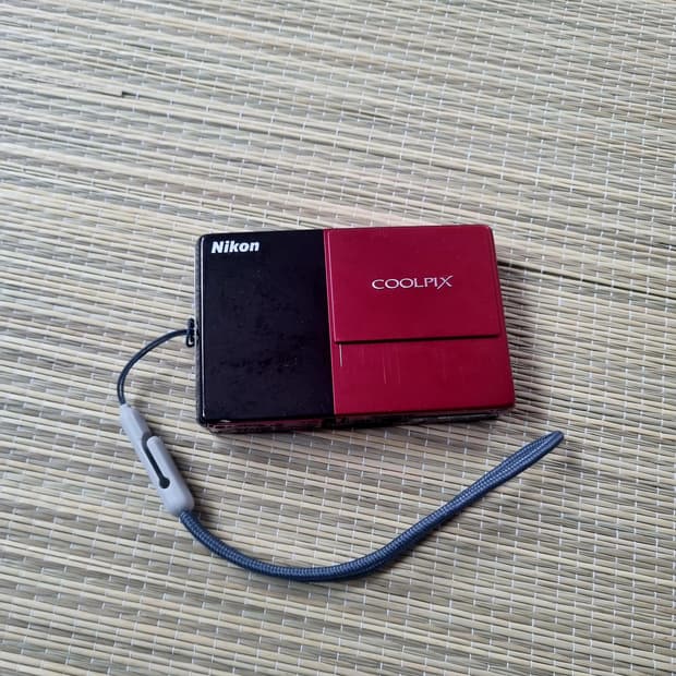 일본 니콘 쿨픽스 빈티지디카 작례ok 연예인카메라 초인기 NIKON