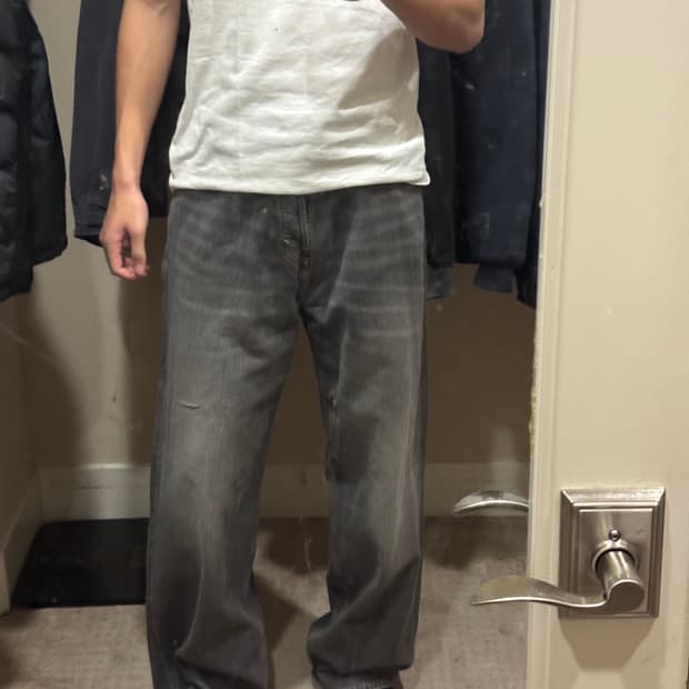 위크데이 아스트로진 (그레이)