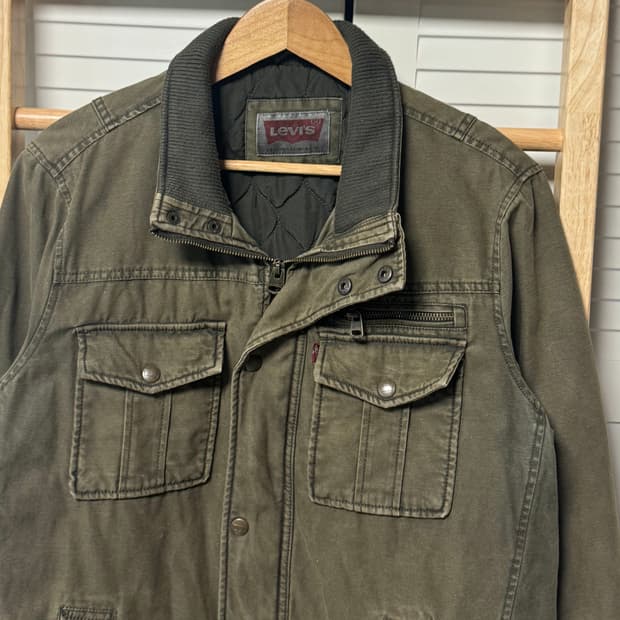 리바이스 트리거 포켓 워크 카키 자켓