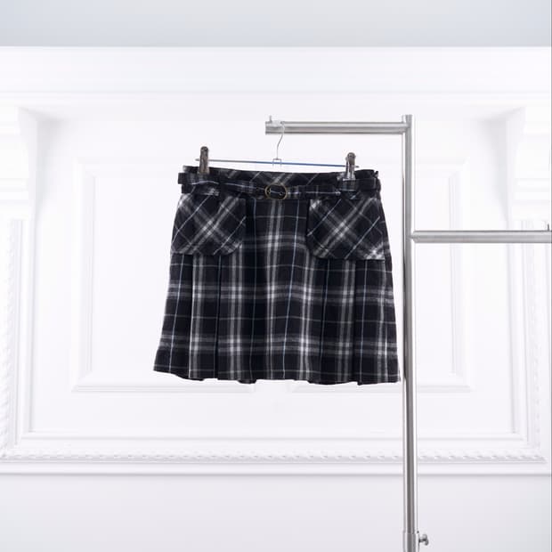 Burberry 블루라벨 노바체크 버클 벨트 포인트 숏 스커트