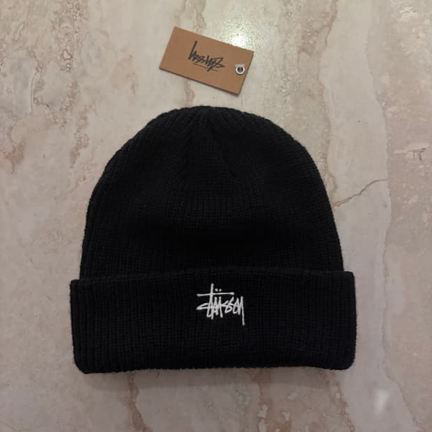 새상품)스투시 베이직 커프 비니