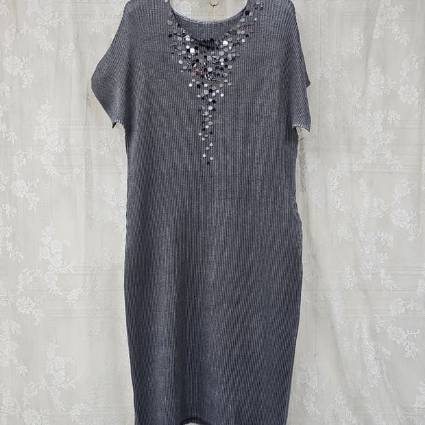 스피치오 주름 스팽클 원피스 