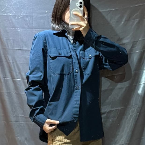 S 칼하트 투포켓 네이비 셔츠