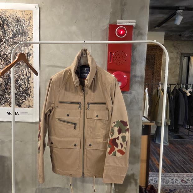 바버 × 화이트마운티어링 