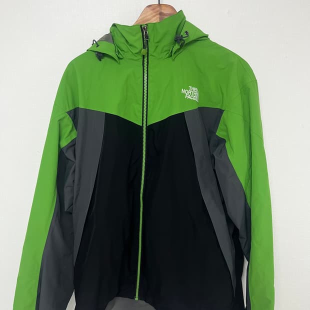 [105] 노스페이스 하이벤트 바람막이