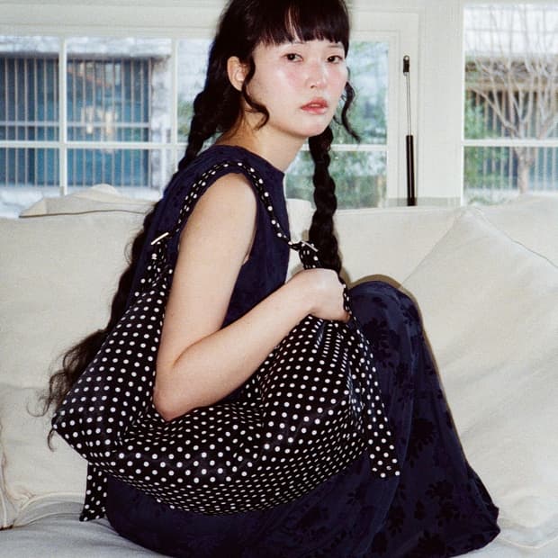 얀시시 필로우 보트백 도트