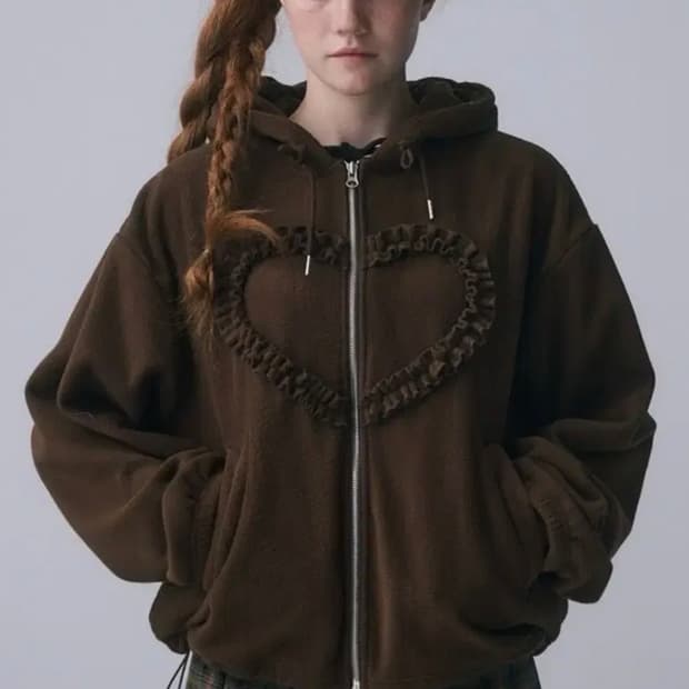 [펌프롬펀] 하트 프릴 후드집업 (브라운) 