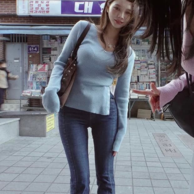 페일제이드 Side Slit V-Neck Ribbed Knit T 니트