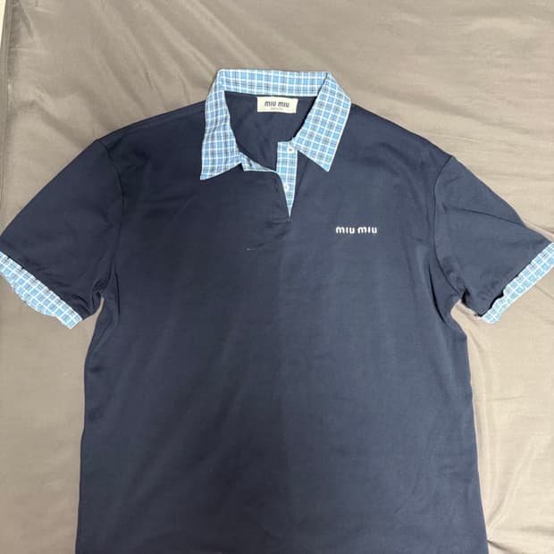 미우미우 피케 폴로티셔츠 xl (남성 m)