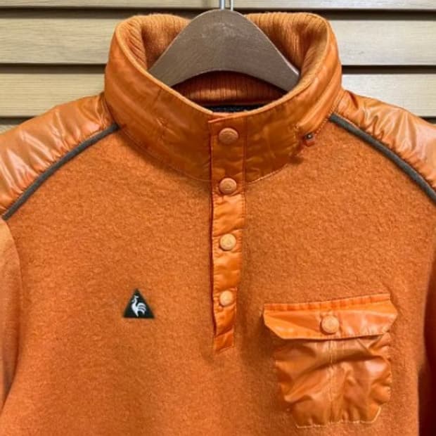 르꼬끄니트반집업95