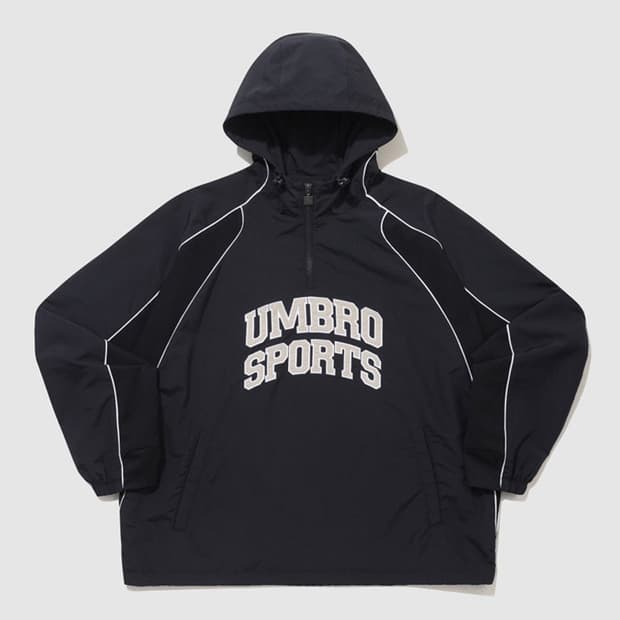 엄브로 엔지니어드 레터링 후드 아노락 110