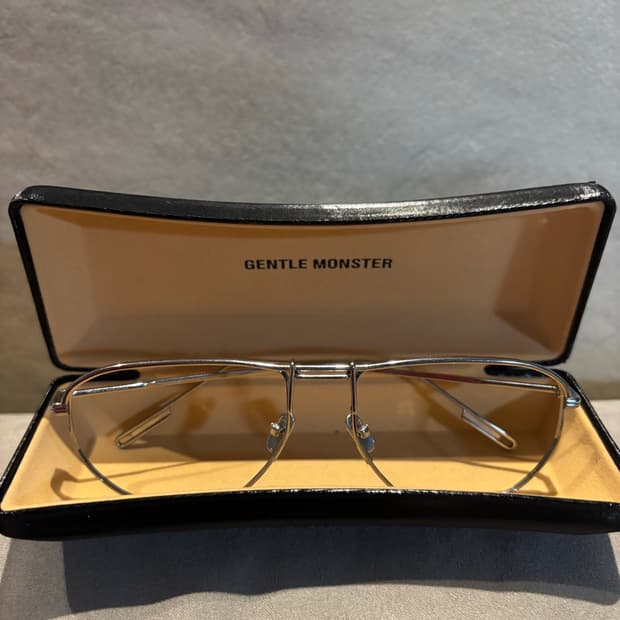 젠틀몬스터 엘리펀트 안경