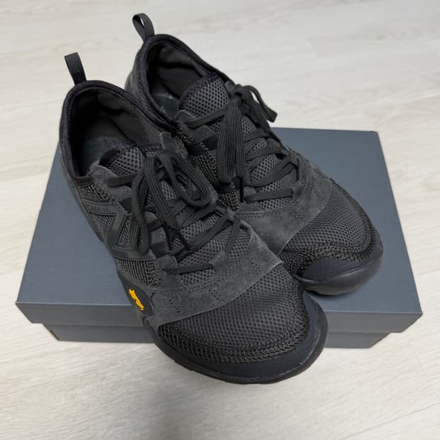 뉴발란스 미니머스 mt10 블랙 캐슬락