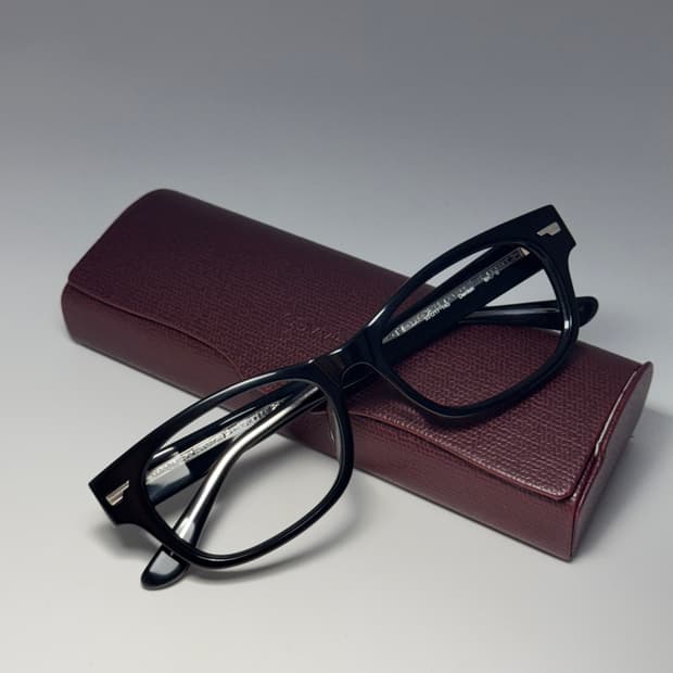올리버 피플스 Oliver peoples 볼드 뿔테 안경 0038