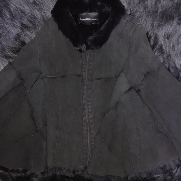 ARMANI EXCHANGE 아르마니 익스체인지 케이프 타입 숏코트