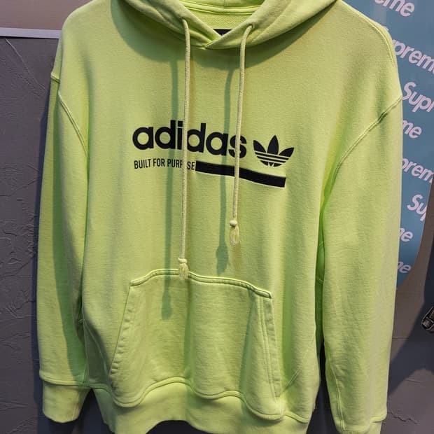 아디다스 후드티셔츠