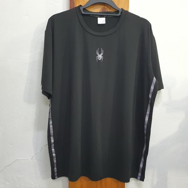 스파이더 반팔 라운드티(110)