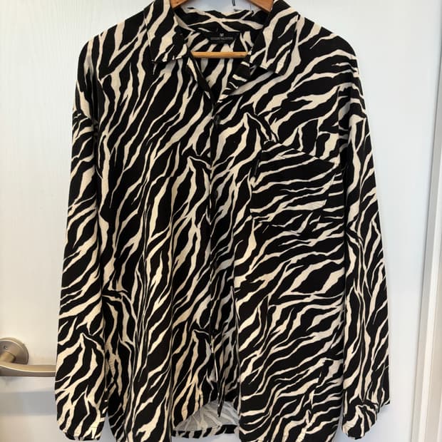 Valentino zeebra shirt