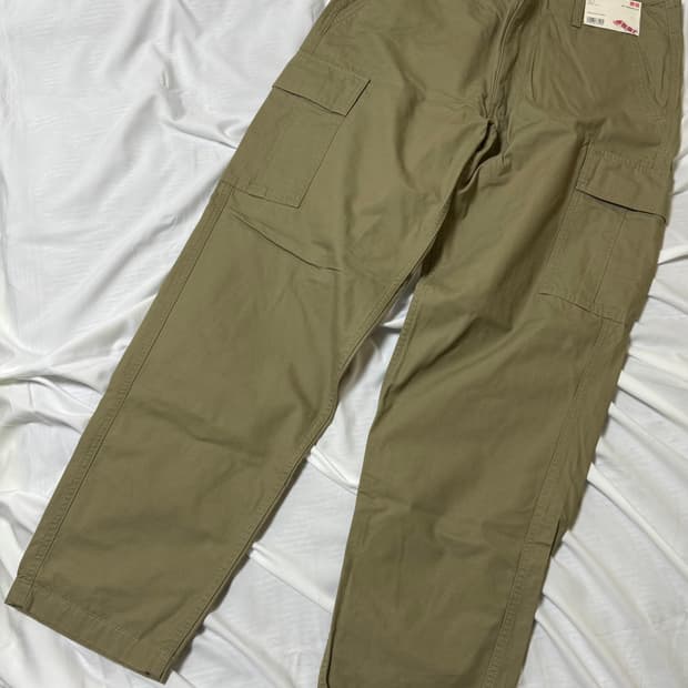 유니클로 2019년 레귤러피트카고팬츠 베이지 85