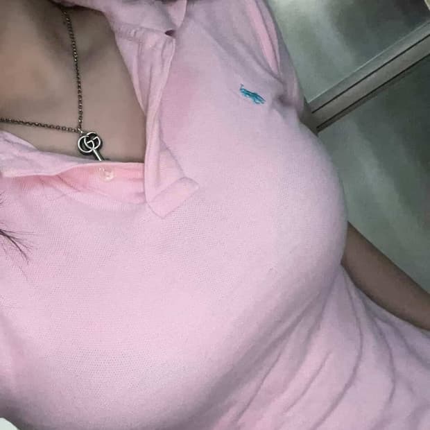 폴로 핑크 카라티