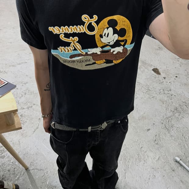 Disney mickey mouse crack tee
