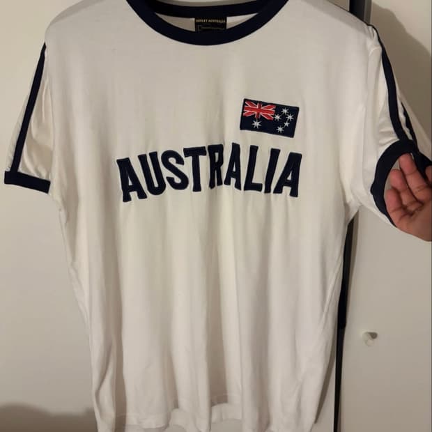 90‘s hoxely Australia Ringer tee