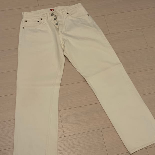 레졸루트 711 32/32 10주년 화이트 판매합니다