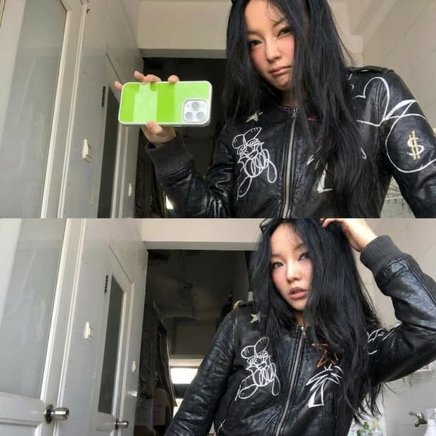 Skoloct  여성 크롭 페인티드 귀요미 양가죽자켓