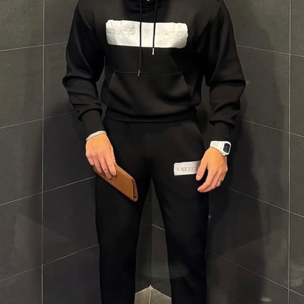 라피나토 메탈릭 후드조거 트레이닝 셋업48사이즈 모자포함