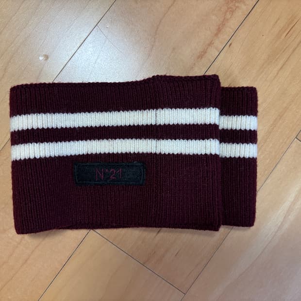 N21 버건디 니트 폴라