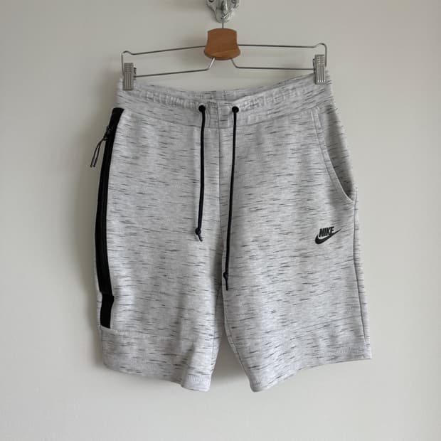 나이키(NIKE) 테크팩 반바지