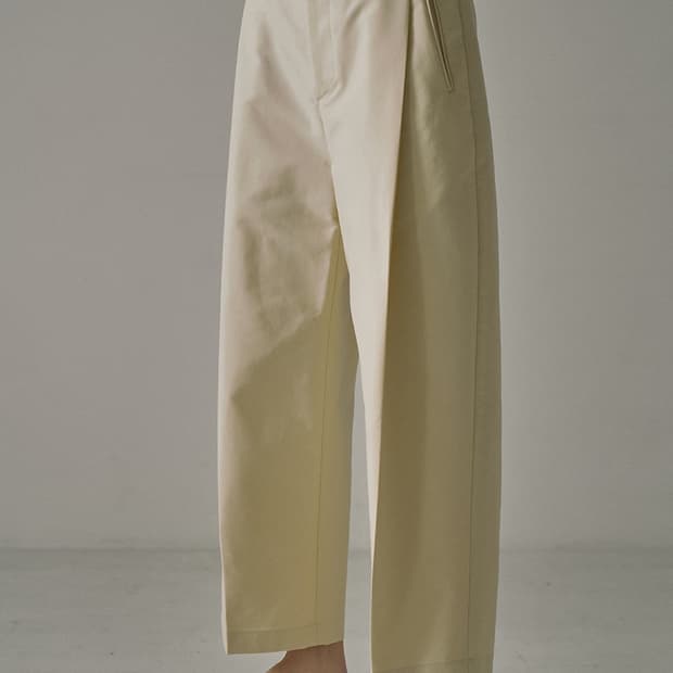 파사드패턴 라운드 코튼 팬츠 아이보리 