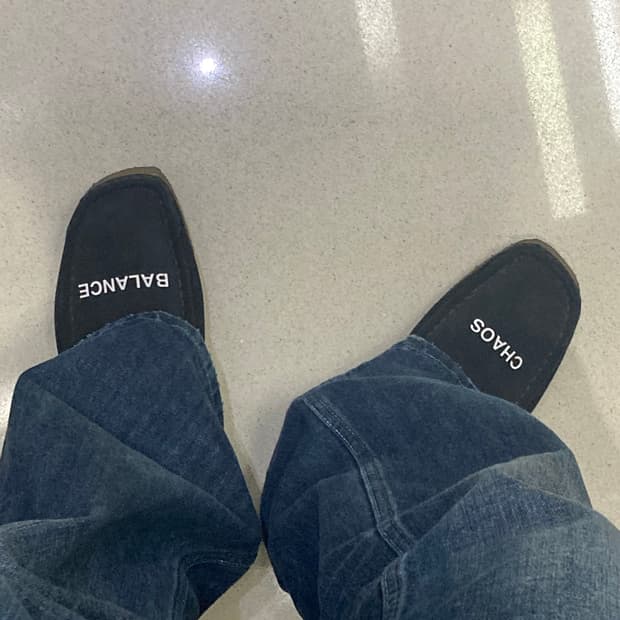 언더커버 클락스 270