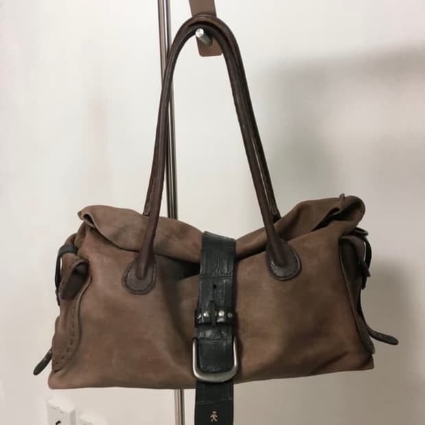 Vintage shoulder bag