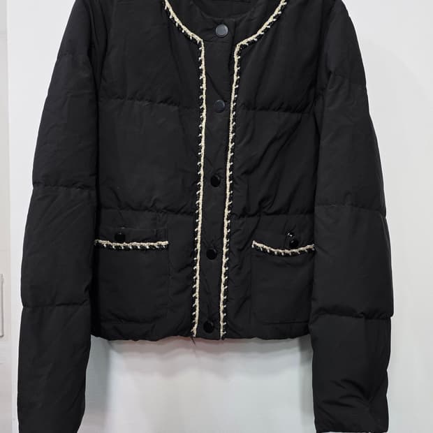 지컷 여성 구스 경량 패딩