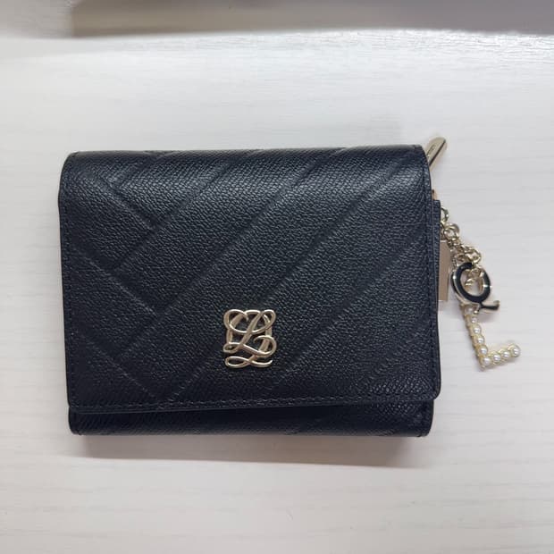 루이까또즈 블랙 반지갑 여성