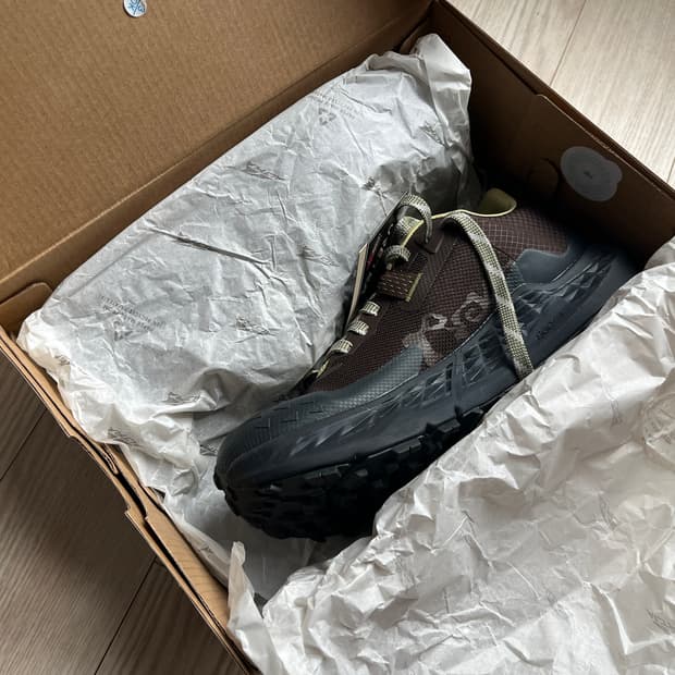 Altra x roa 알트라로아  us w6.5 (225-230)