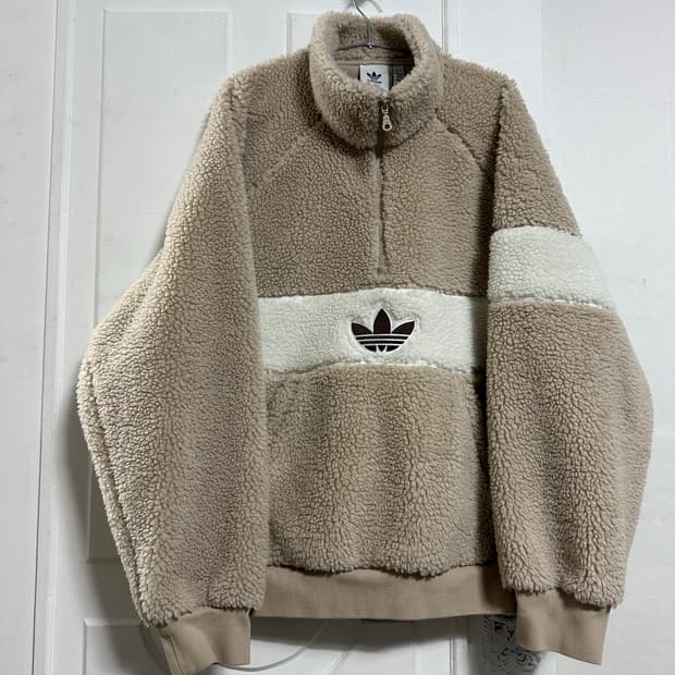 아디다스 윈터 플리스