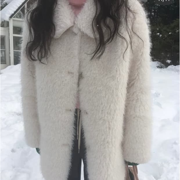 오드앤드 캐롤 퍼자켓