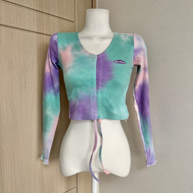 배드블러드) 타이다이 크롭 긴팔티