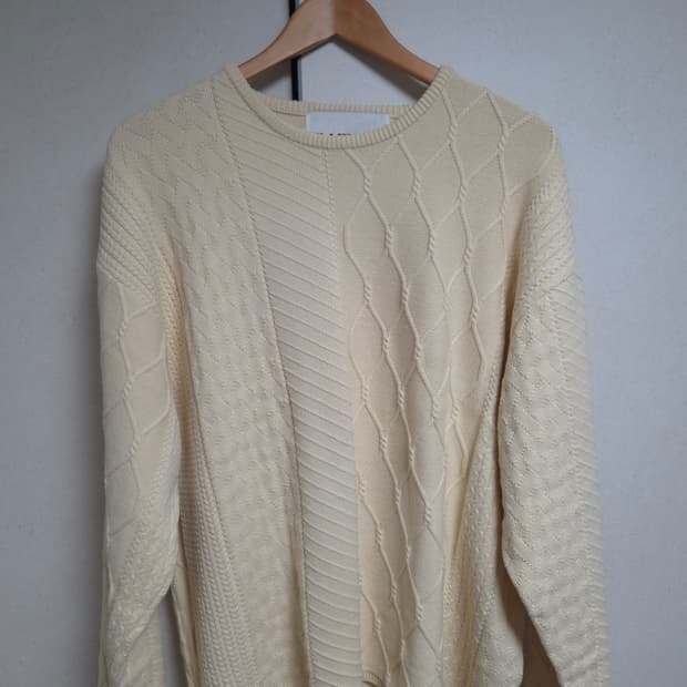 세터 satur 메시나 케이블 니트