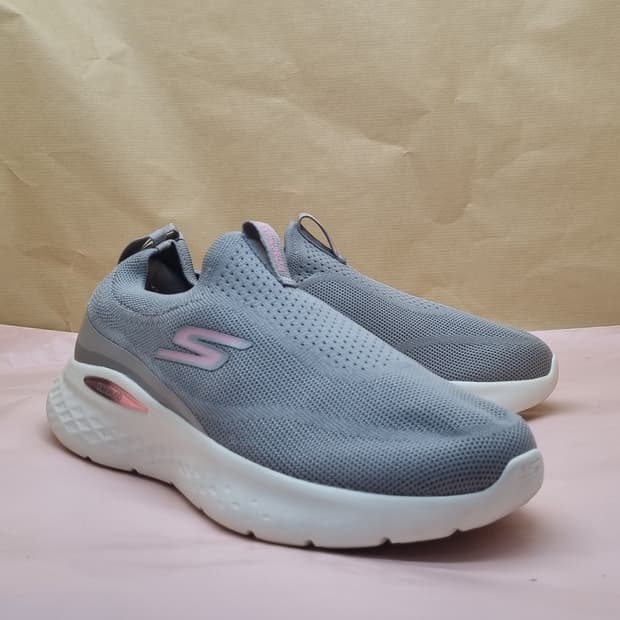 스케쳐스 고런 라이트 슬립온 250