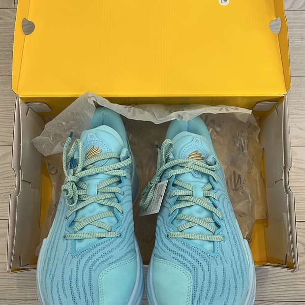 커리 12 스트림 화이트 새재품