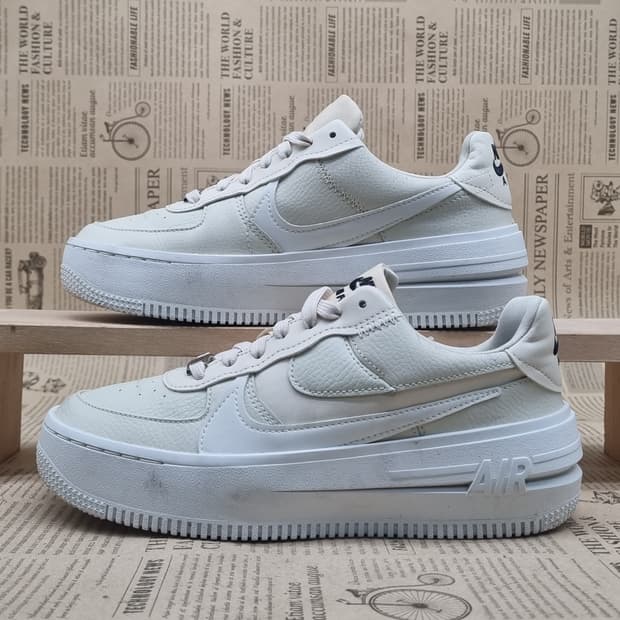 나이키 에어포스1 플랫폼 여성스니커즈235