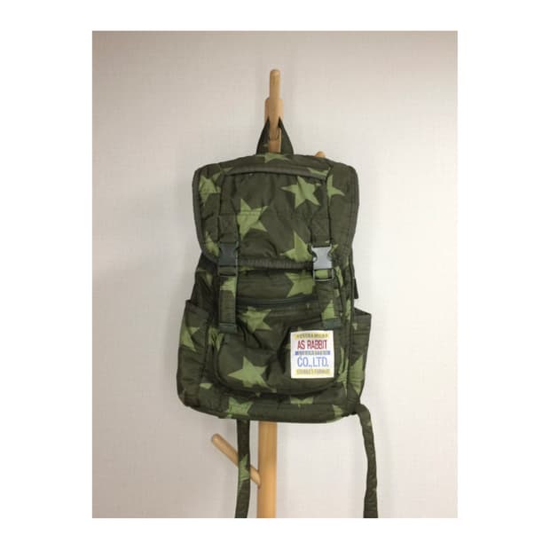 빈티지 카키 별 무늬 백팩