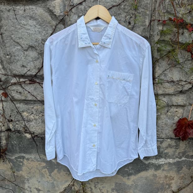 일본 빈티지 꽃 플라워 자수 포인트 화이트 셔츠